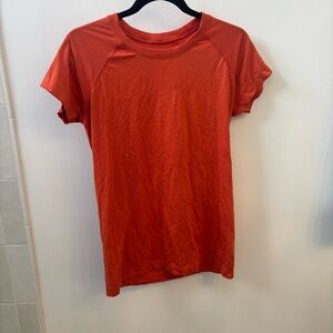 lululemon athletica Vibrant Orange Short Sleeve Tee